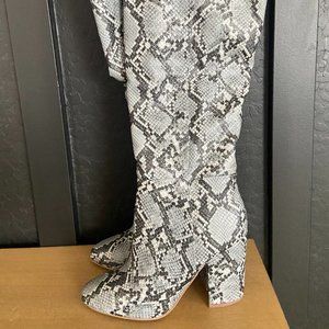 Steve Madden Satellite Blu Snake Knee-High Boot Size 6.5
